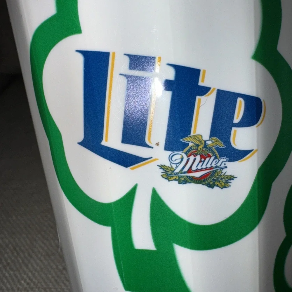 Set Of 2 Vintage Miller Lite Happy‎ St Patrick's Day Plastic Cups